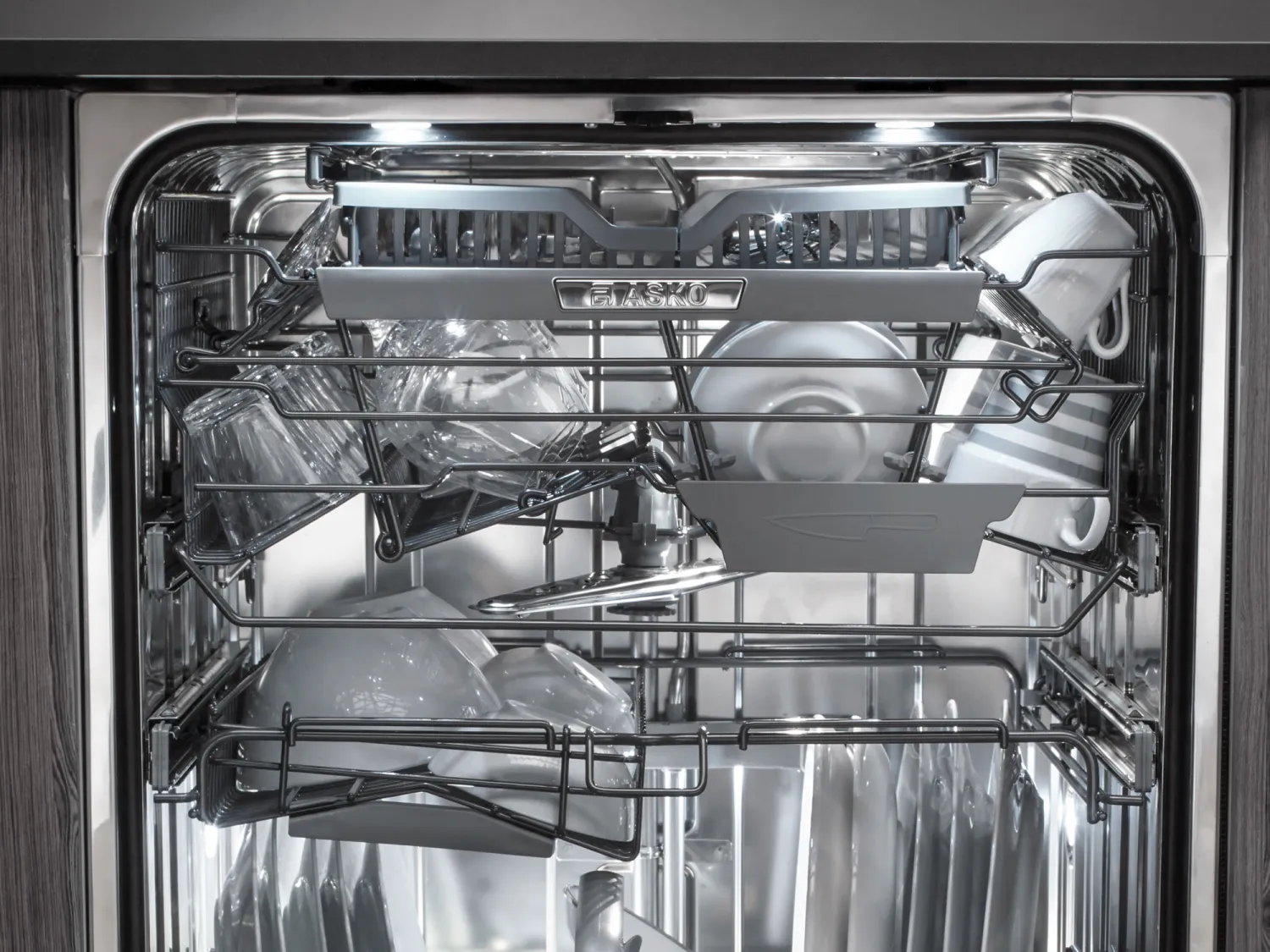 Asko - 42 dBA Built In Dishwasher in Panel Ready - DFI663