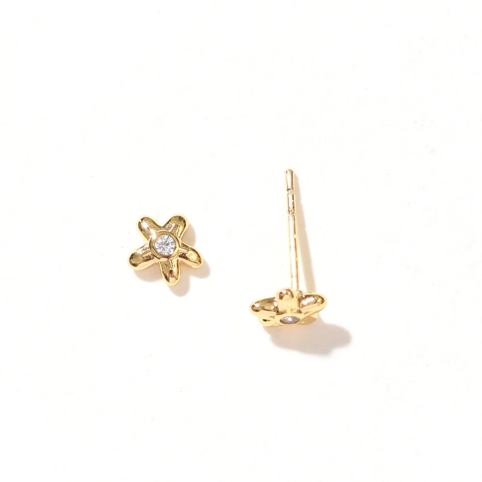 Freesia Stud | Gold
