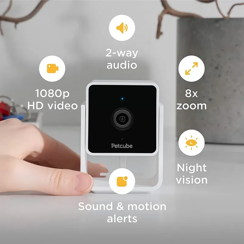 Petcube Pet Camera (White)/1080p HD video with 30-feet night vision