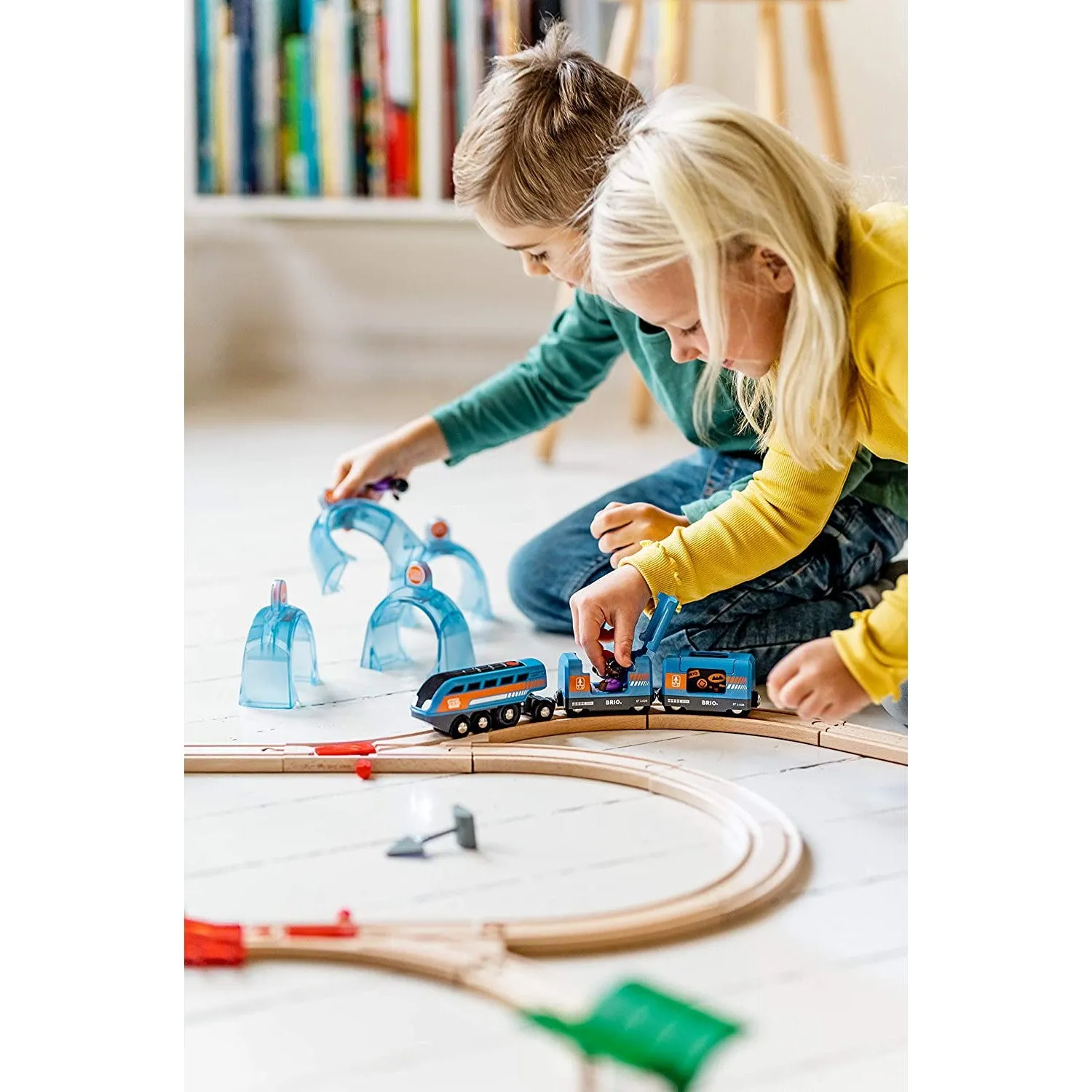 Smart Tech Sound Action Tunnel Train Set
