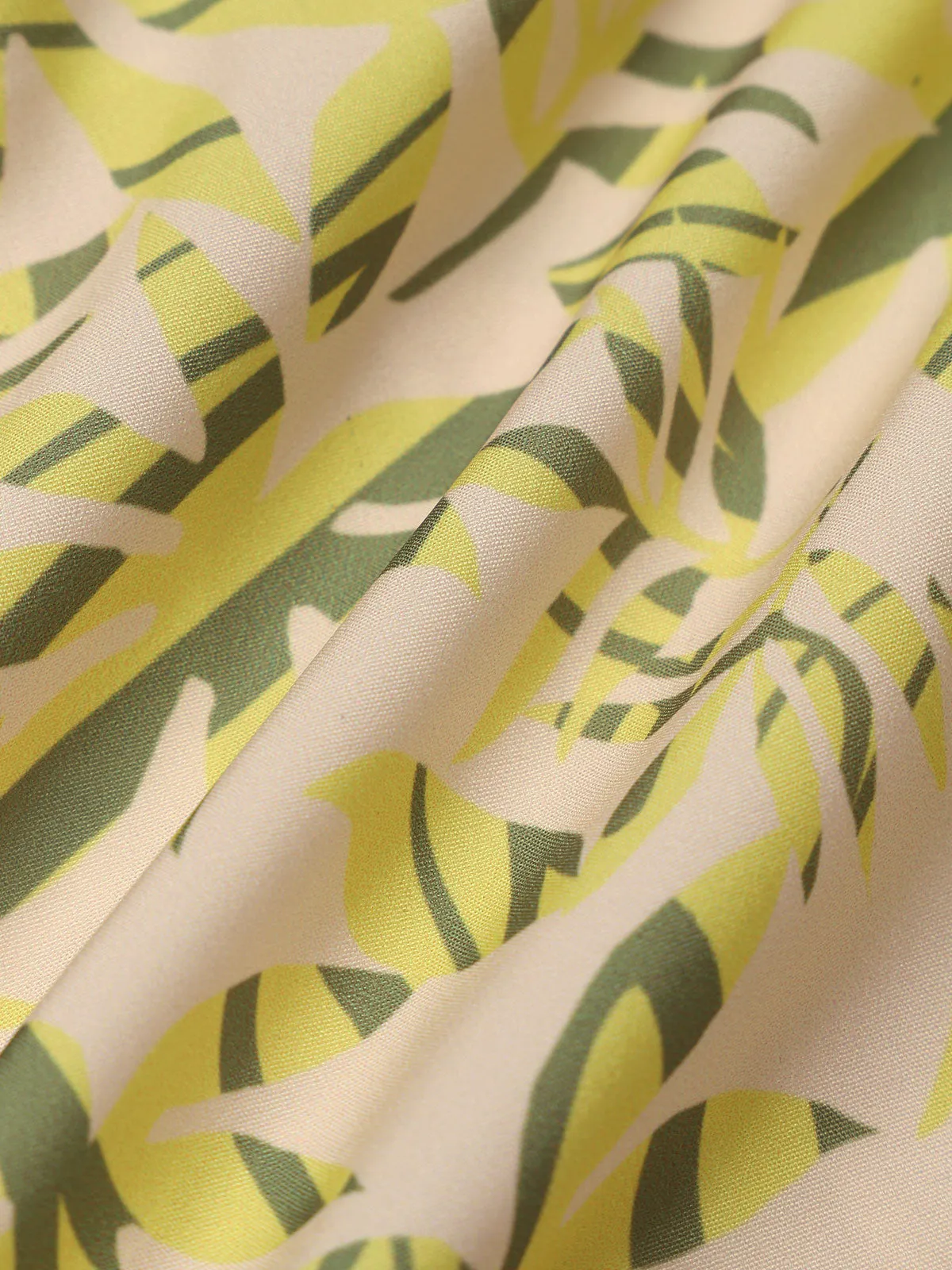 The Banana Leaves Beach Men's 5" Swimming Trunks