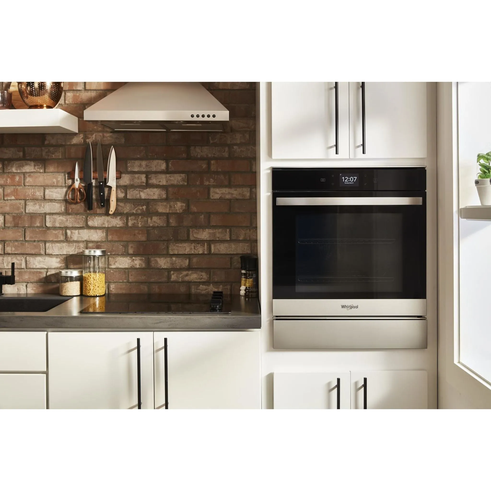 Whirlpool 2.9 cu. ft. 24 Inch Convection Wall Oven (YWOS52ES4MZ)